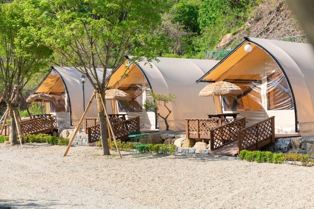 Hotel Inje Naerincheon Glamping Camera foto